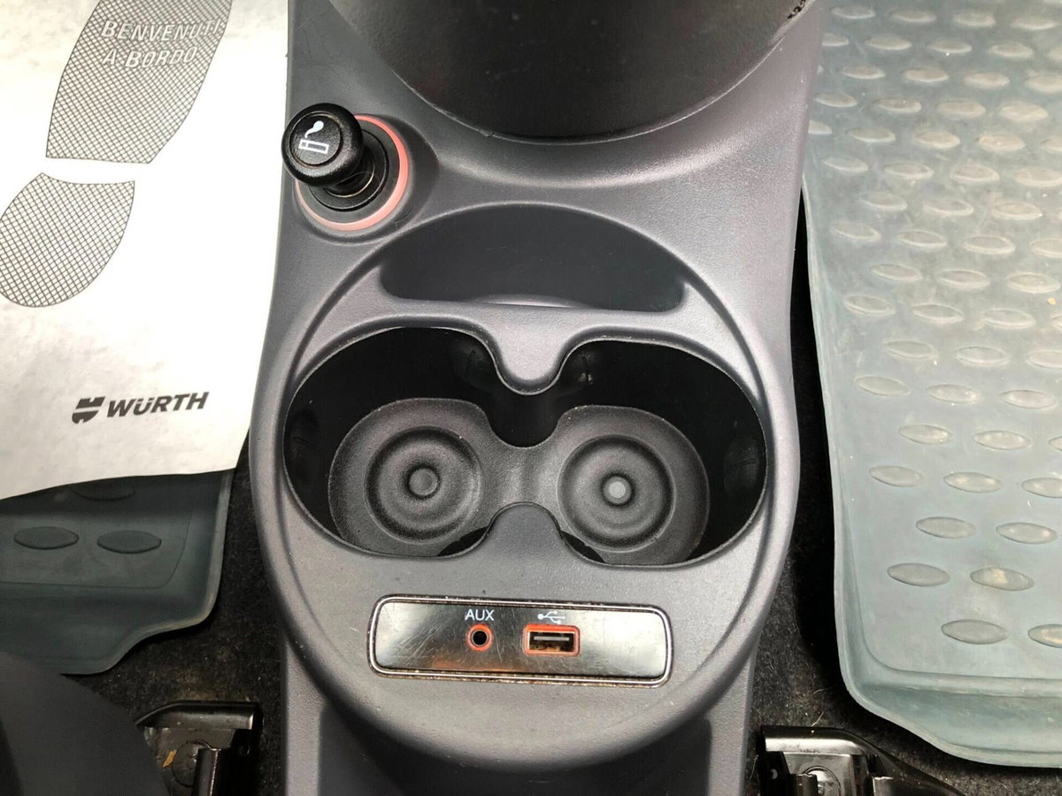 Fiat 500 0.9 TwinAir Turbo 105 CV Lounge (12)
