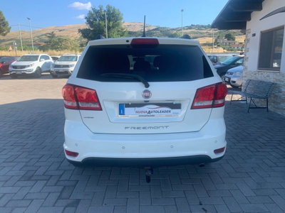 Fiat Freemont 2.0 Mjt 170 CV 4x4 Automatica Lounge (5)