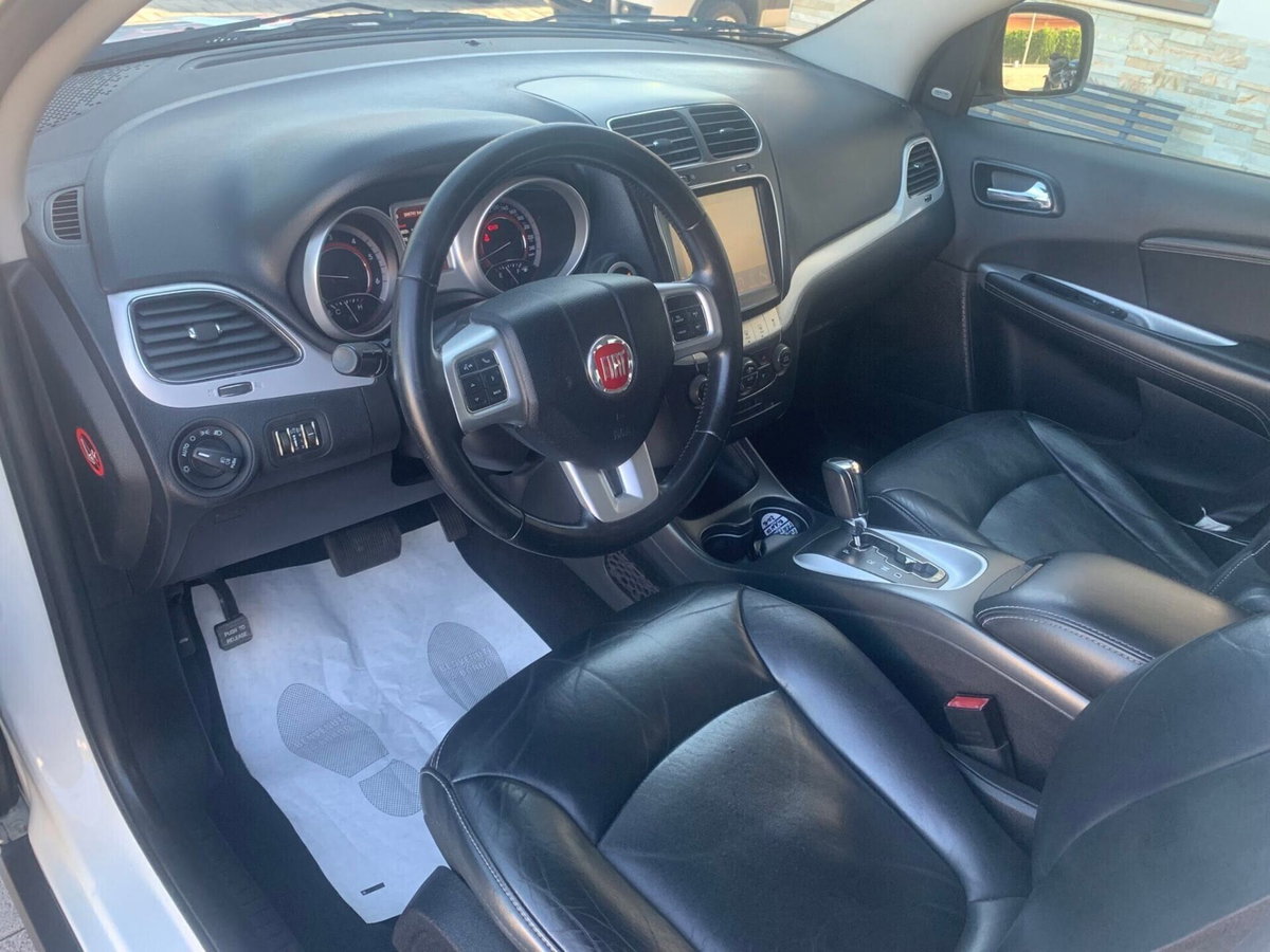 Fiat Freemont 2.0 Mjt 170 CV 4x4 Automatica Lounge (7)