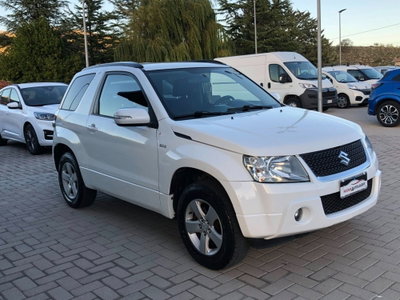 Suzuki Grand Vitara 1.9 DDiS 3 porte Offroad (2)