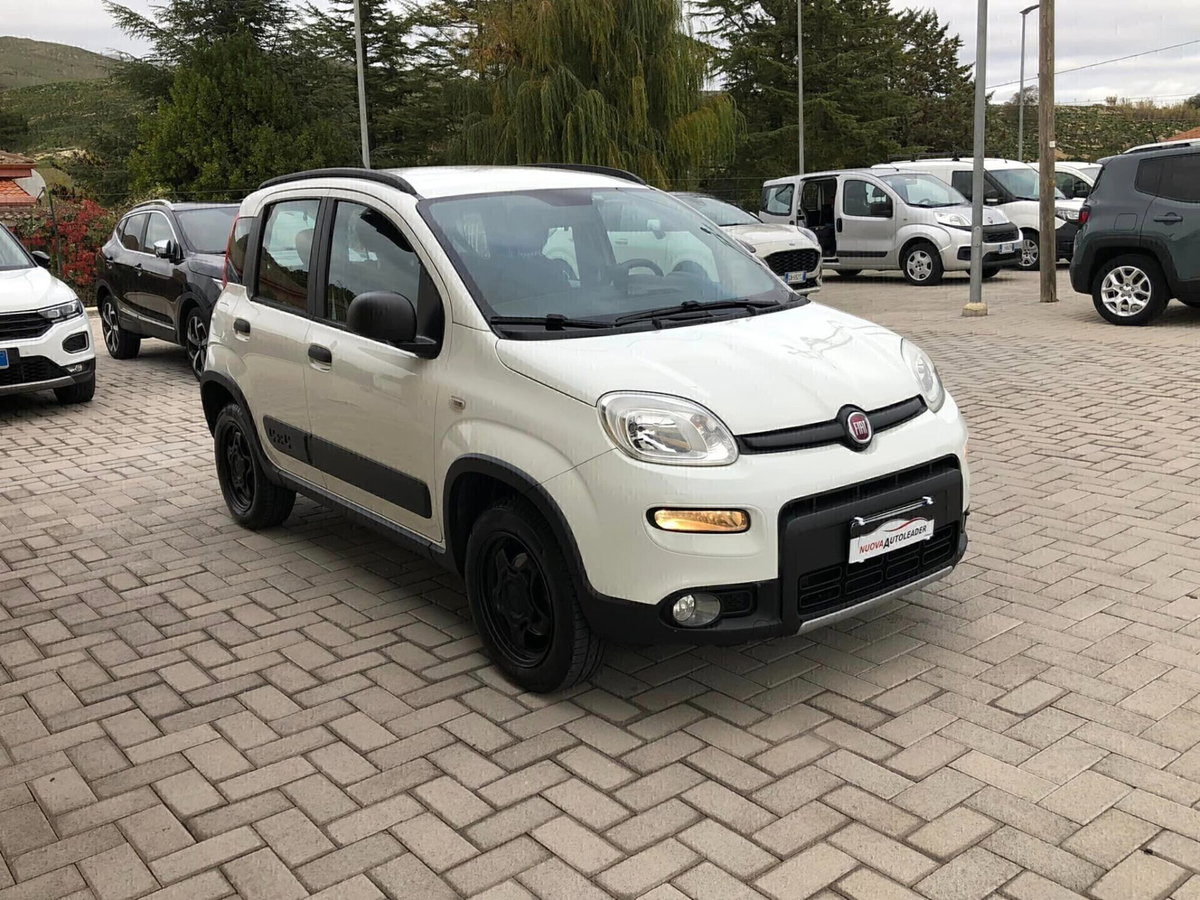 Fiat Panda 1.3 MJT 95 CV S&S 4x4 (2)
