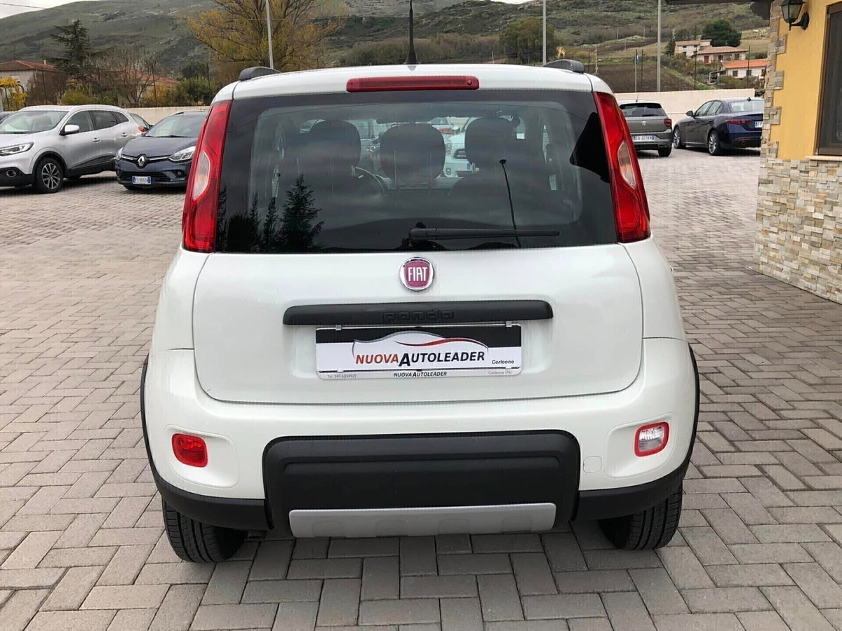 Fiat Panda 1.3 MJT 95 CV S&S 4x4 (4)