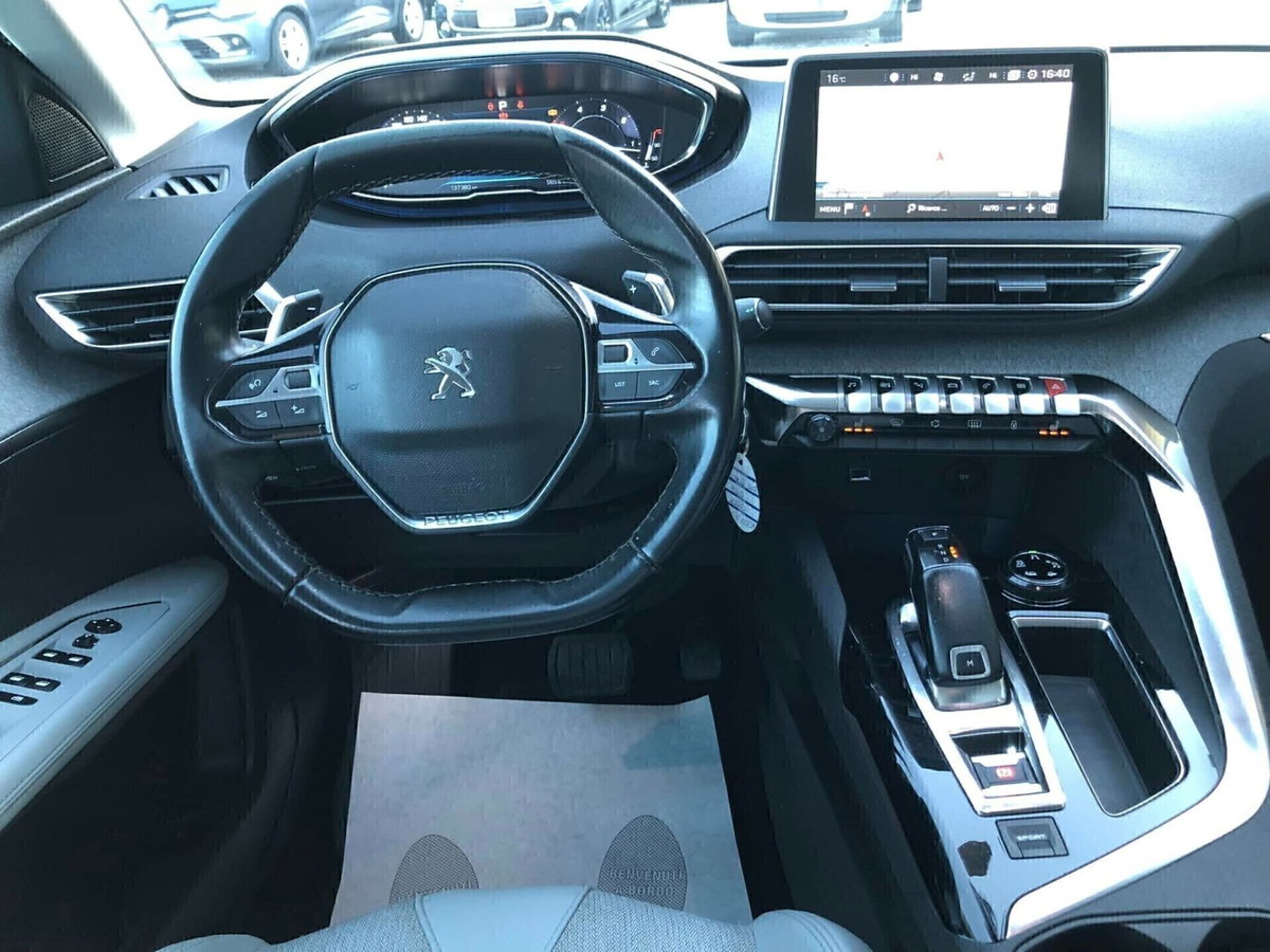 Peugeot 3008 BlueHDi 130 S&S EAT8 Allure Pack (12)