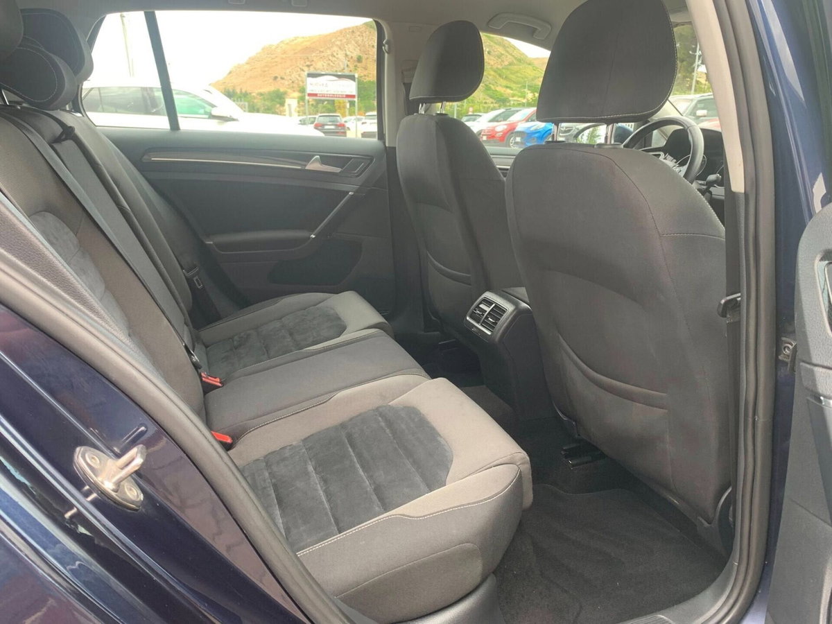 Volkswagen Golf 1.6 TDI 5p. Highline BlueMotion Technology (10)
