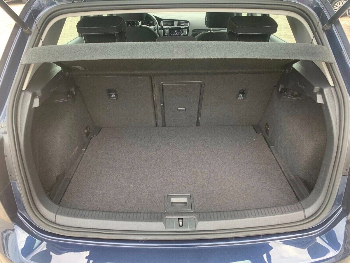 Volkswagen Golf 1.6 TDI 5p. Highline BlueMotion Technology (12)