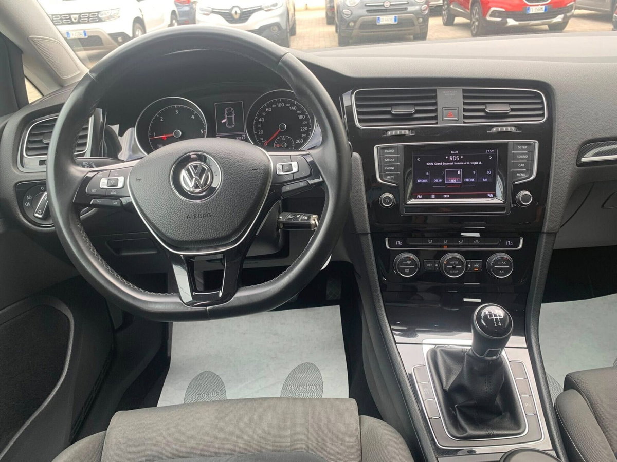 Volkswagen Golf 1.6 TDI 5p. Highline BlueMotion Technology (8)