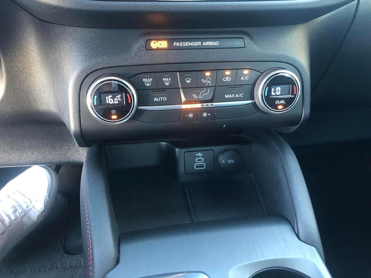 Ford Kuga 1.5 EcoBlue 120 CV aut. 2WD ST-Line X Design (16)