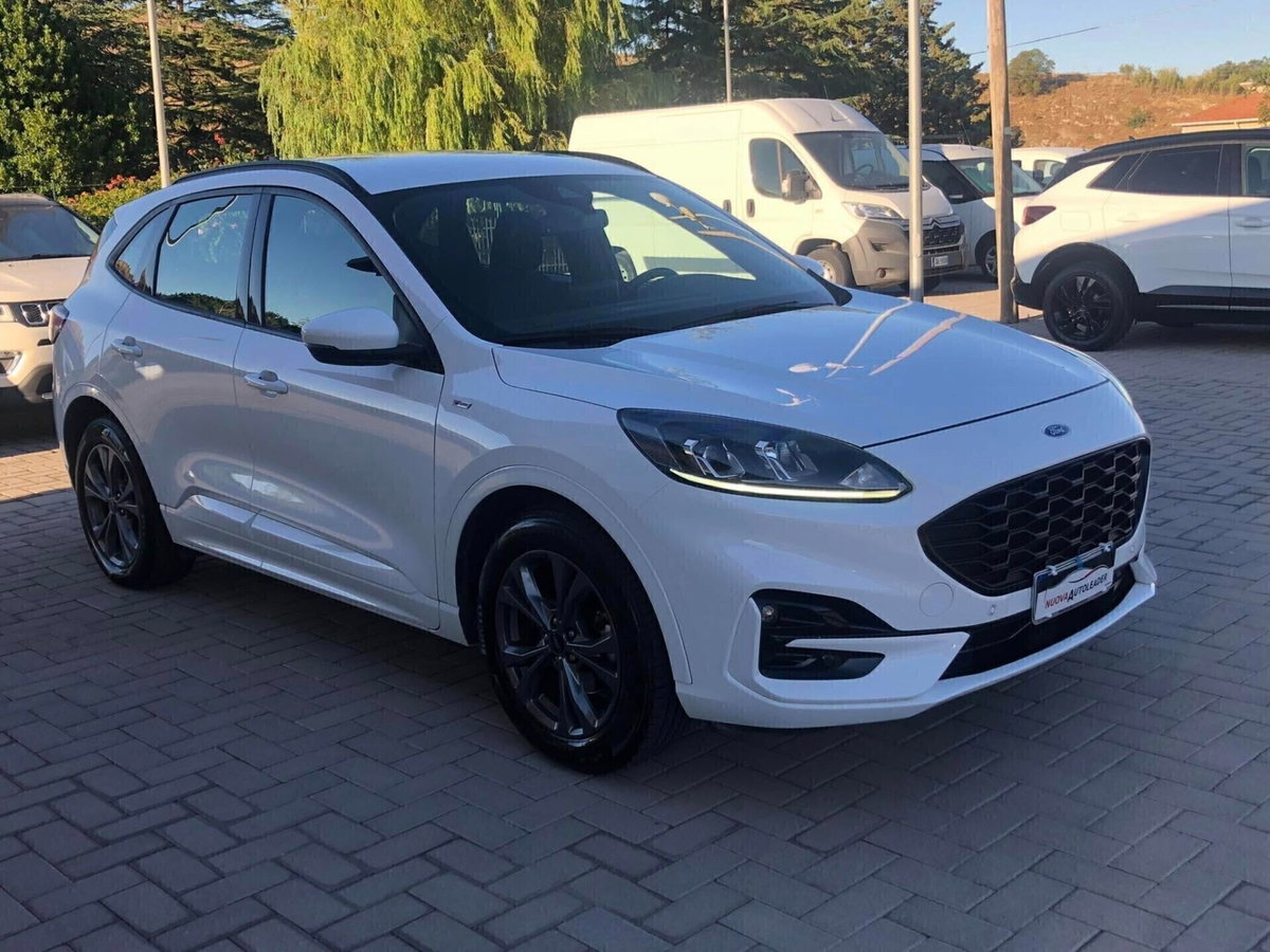 Ford Kuga 1.5 EcoBlue 120 CV aut. 2WD ST-Line X Design (2)