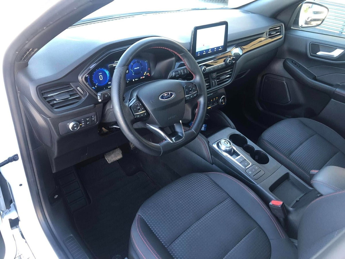 Ford Kuga 1.5 EcoBlue 120 CV aut. 2WD ST-Line X Design (9)