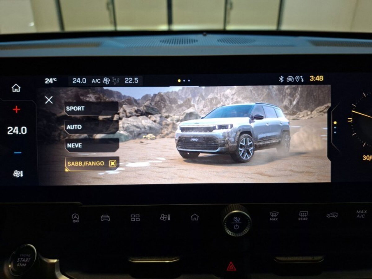 Jeep Compass 1.2 turbo 48V e-hybrid Summit fwd 145cv edct6 (19)