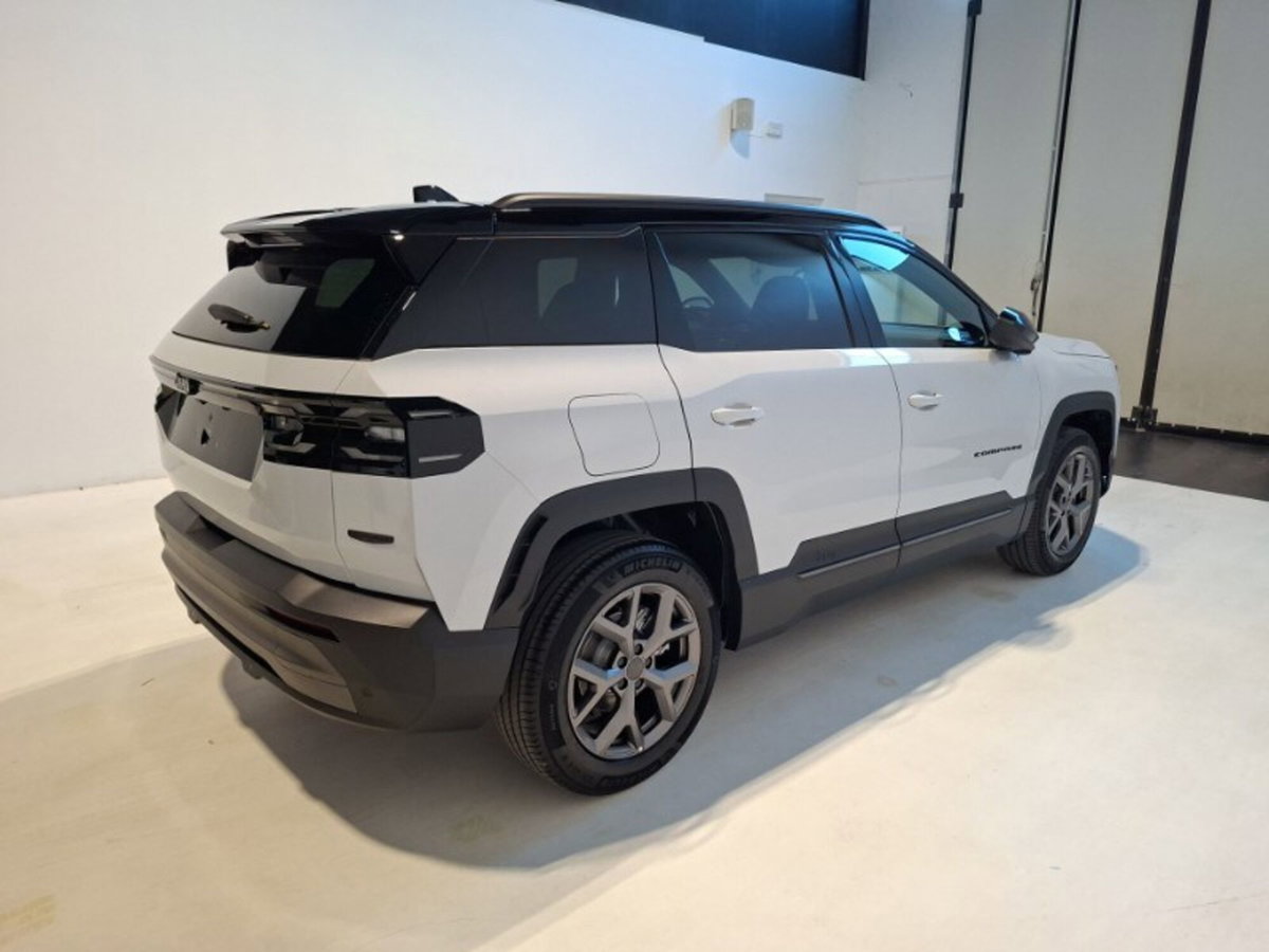 Jeep Compass 1.2 turbo 48V e-hybrid Summit fwd 145cv edct6 (6)
