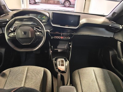 Peugeot 2008 1.2 hybrid Active 136cv e-dcs6 (6)