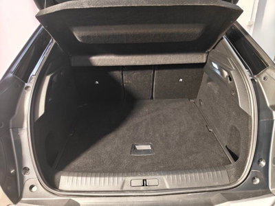 Peugeot 3008 1.2 hybrid GT Exclusive 145cv e-dcs6 (14)