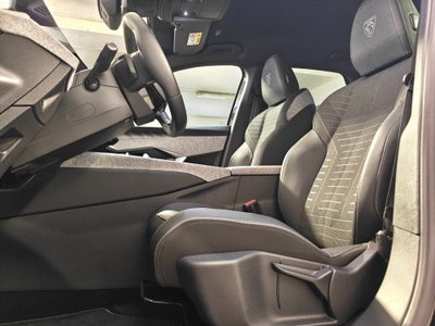 Peugeot 3008 1.2 hybrid GT Exclusive 145cv e-dcs6 (5)