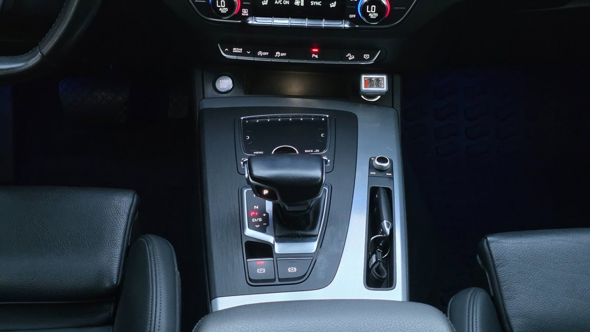 Audi Q5 40 TDI quattro S line plus (19)