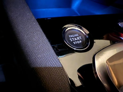 Peugeot 3008 BlueHDi 130 S&S EAT8 Allure Pack (9)