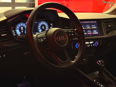 Audi A1 Sportback 30 TFSI S tronic Identity Black (15)