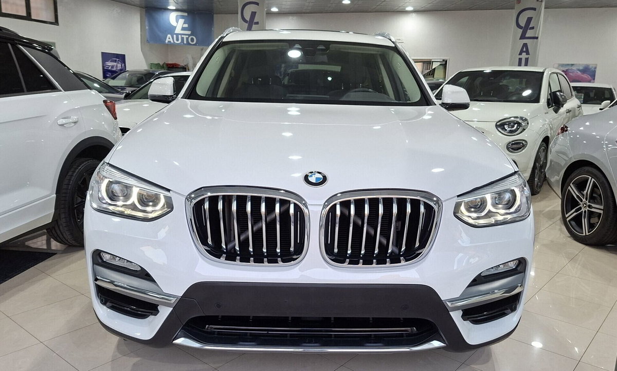 BMW X3 xDrive20d Luxury (2)