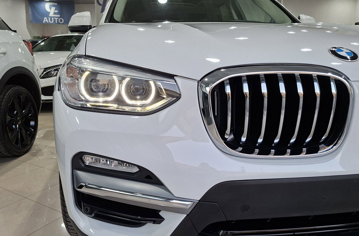 BMW X3 xDrive20d Luxury (9)