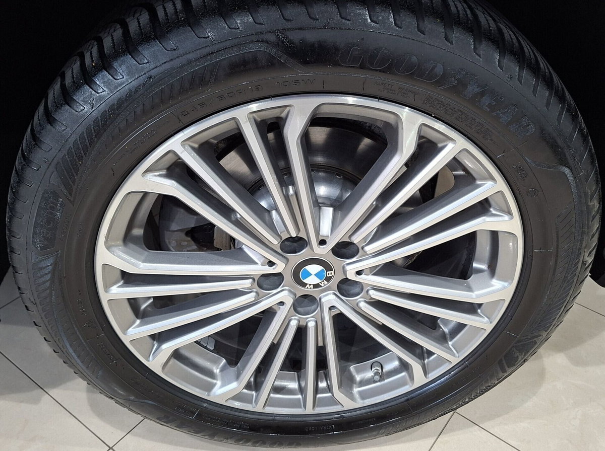 BMW X3 xDrive20d Luxury (5)