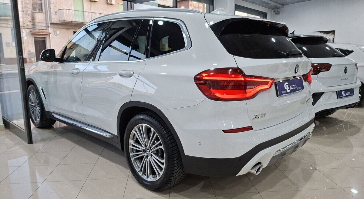 BMW X3 xDrive20d Luxury (6)