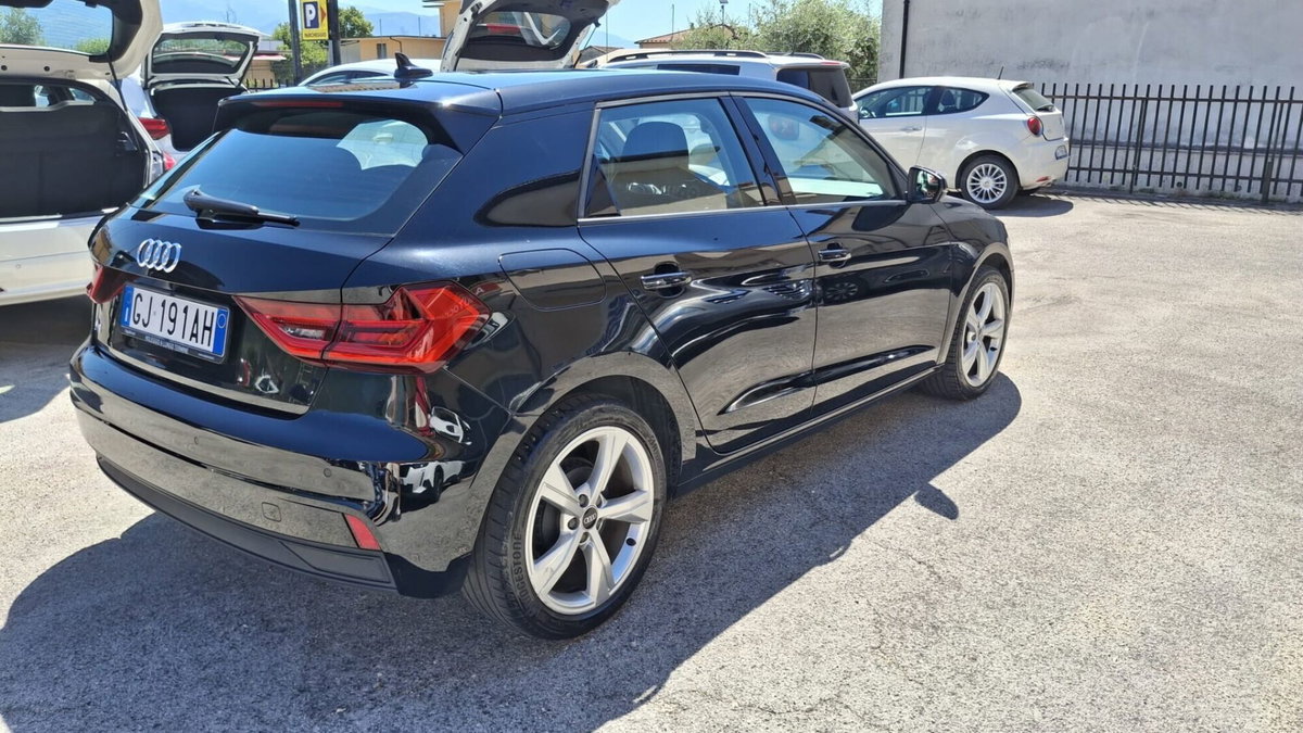 Audi A1 Sportback 25 TFSI S tronic Admired (4)