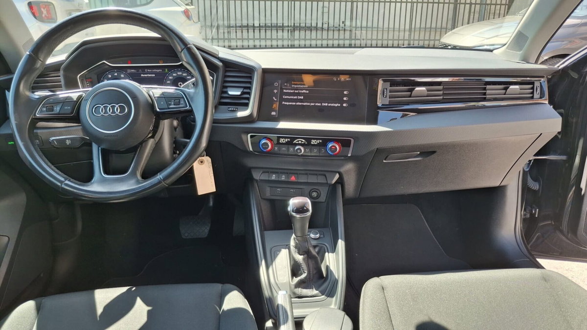 Audi A1 Sportback 25 TFSI S tronic Admired (7)