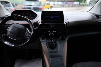 Peugeot Rifter BlueHDi 130 S&S GT Line Standard (18)