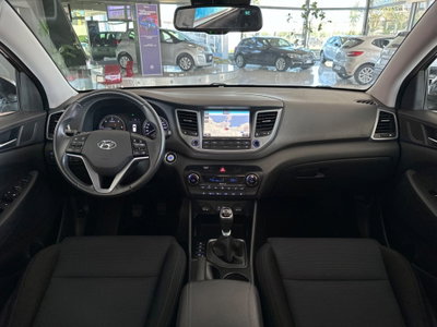 Hyundai Tucson 1.7 CRDi XPossible (5)