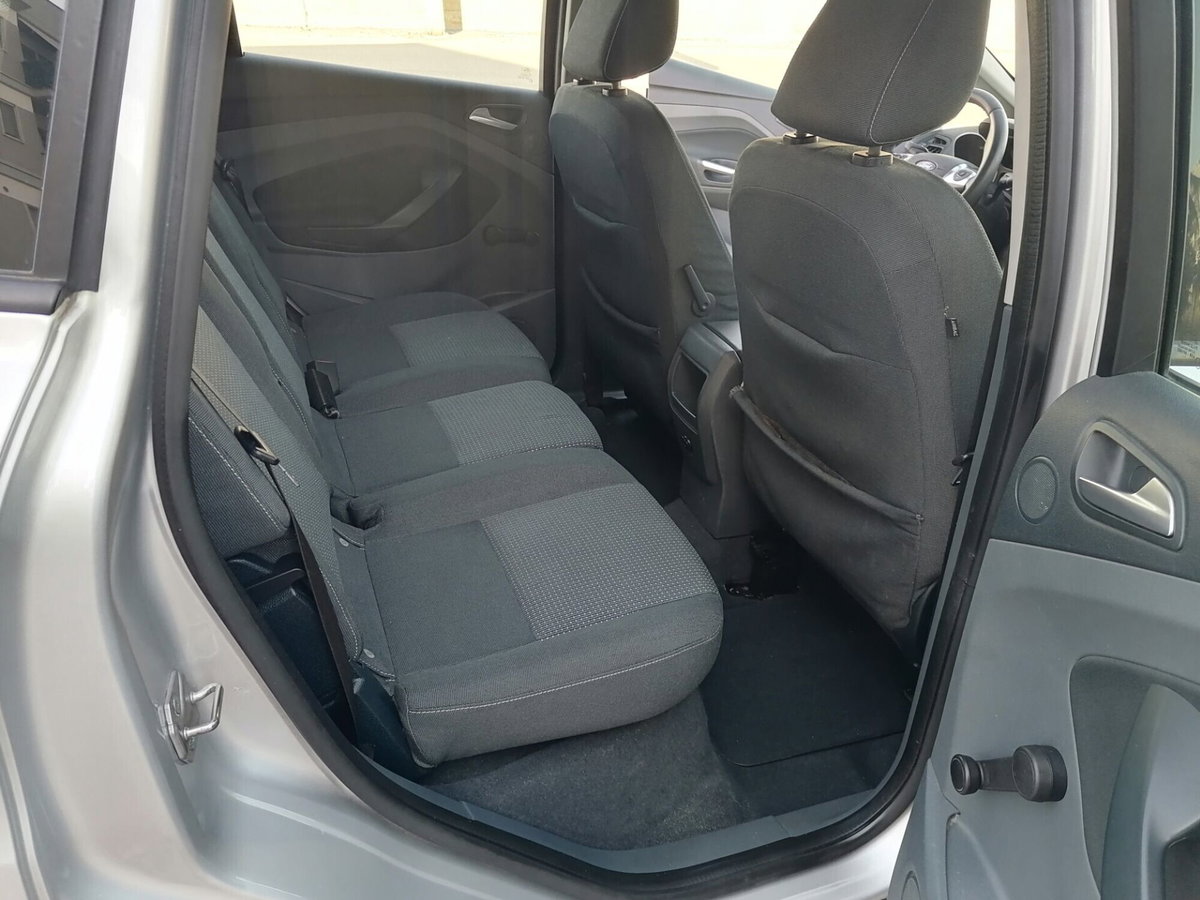 Ford C-Max 1.6 TDCi 115CV Titanium (10)