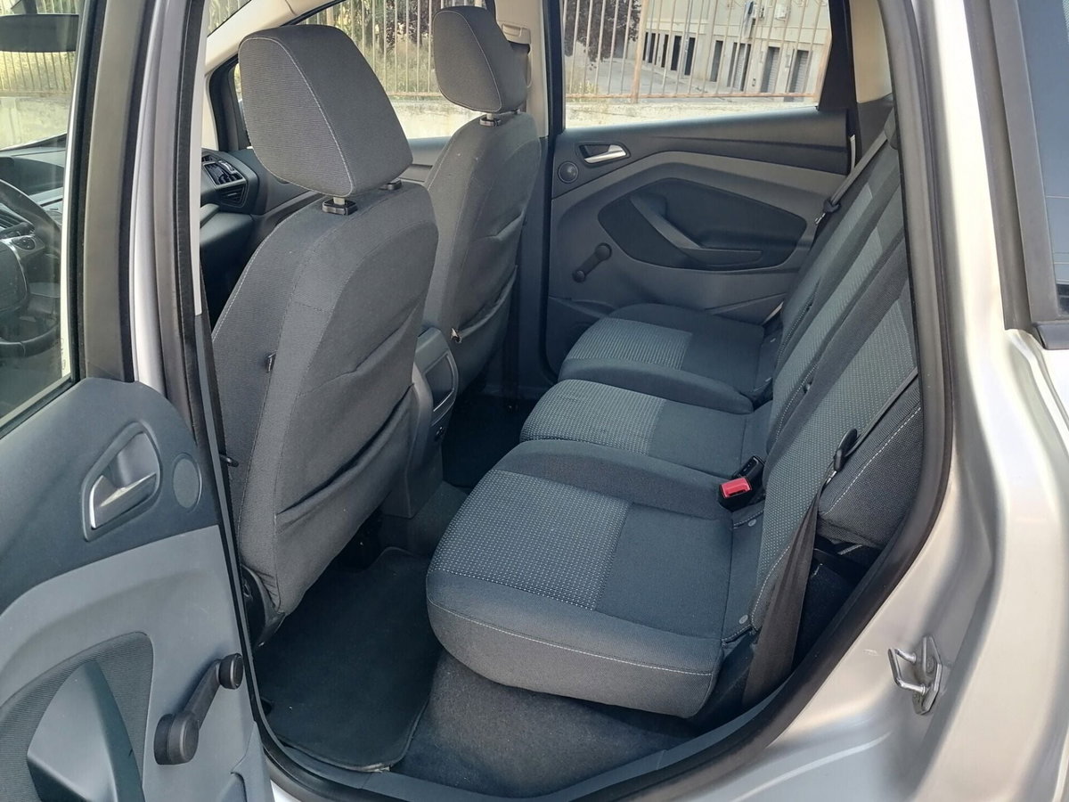 Ford C-Max 1.6 TDCi 115CV Titanium (11)