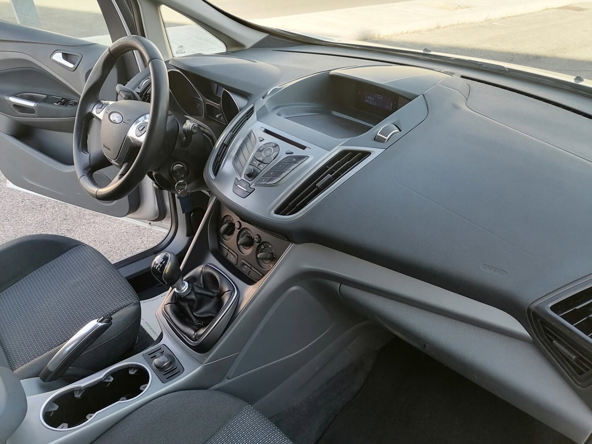 Ford C-Max 1.6 TDCi 115CV Titanium (13)