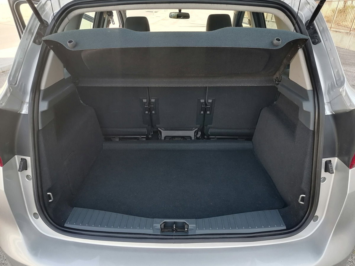 Ford C-Max 1.6 TDCi 115CV Titanium (18)