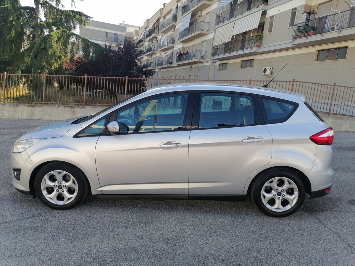 Ford C-Max 1.6 TDCi 115CV Titanium (3)