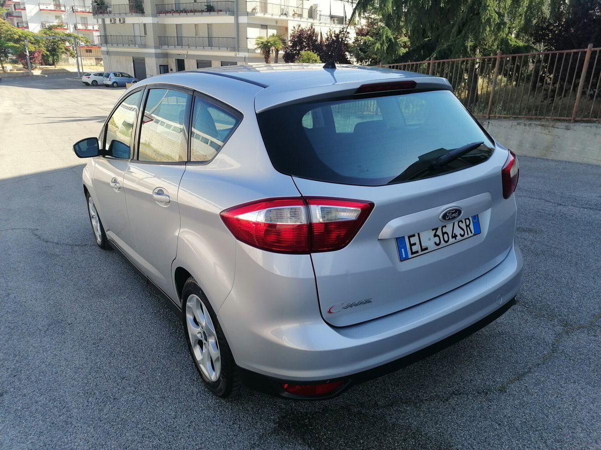 Ford C-Max 1.6 TDCi 115CV Titanium (6)