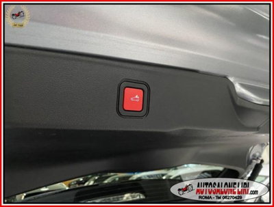 Jeep Avenger 1.2 turbo e-hybrid mhev Summit fwd 110cv edct6 (13)