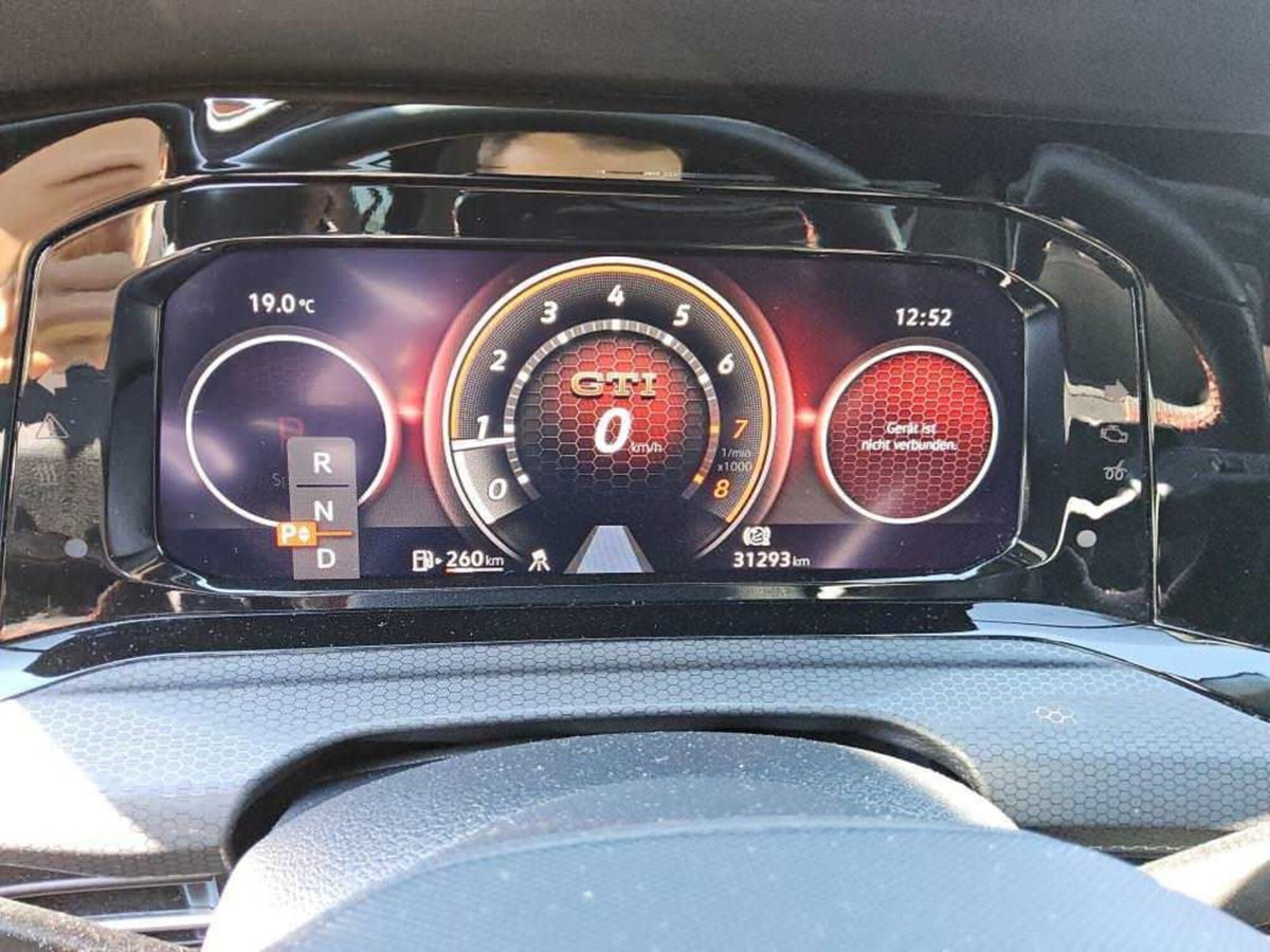 Volkswagen Golf 2.0 TSI GTI DSG (5)