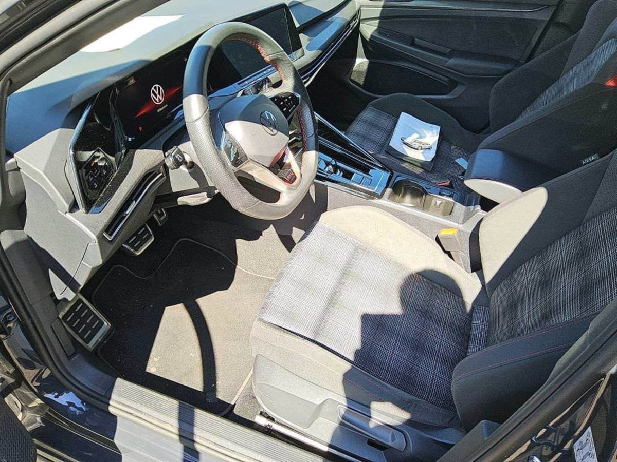 Volkswagen Golf 2.0 TSI GTI DSG (7)
