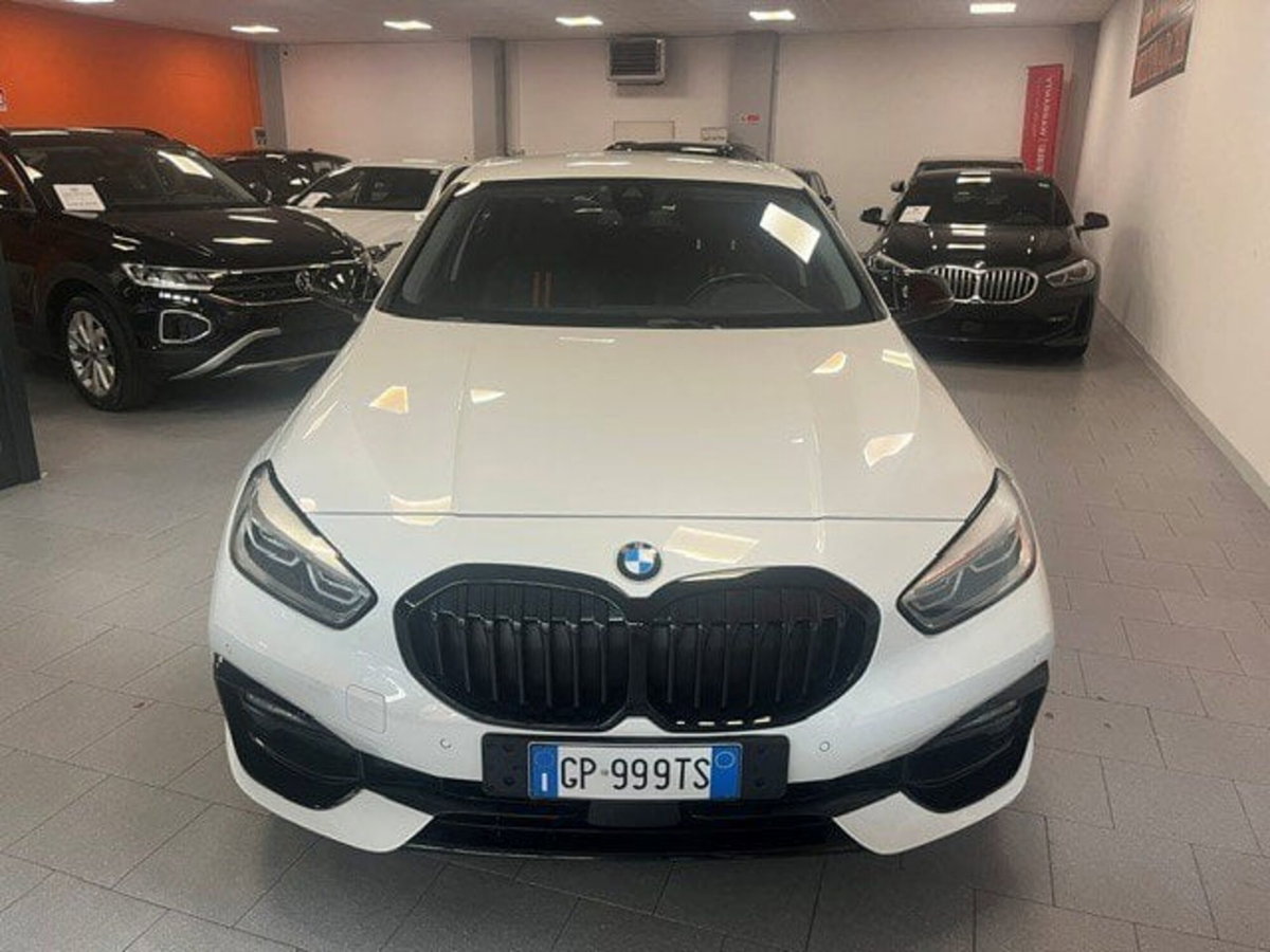 BMW Serie 1 118i 5p. Sport (3)