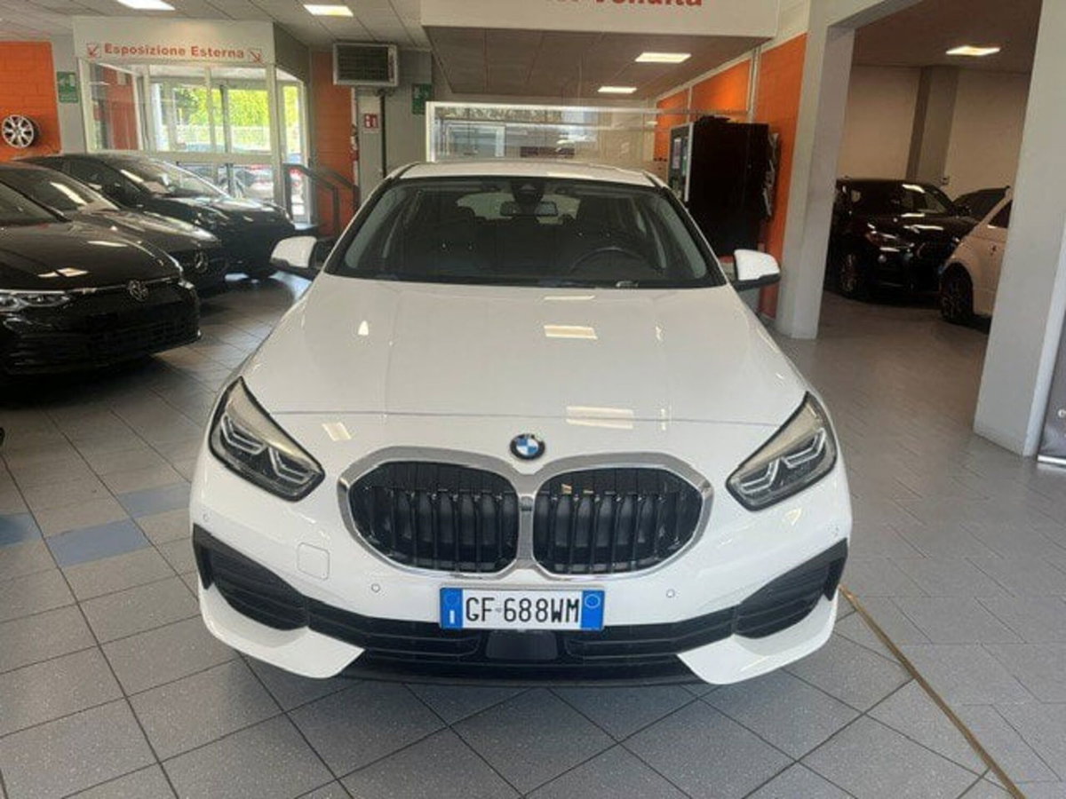 BMW Serie 1 120i 5p. Luxury (2)
