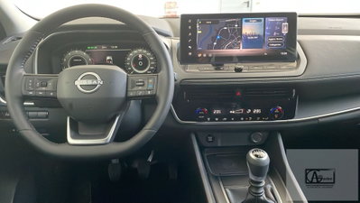 Nissan Qashqai 1.3 mhev N-Connecta 2wd 140cv (13)