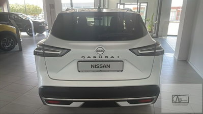 Nissan Qashqai 1.3 mhev N-Connecta 2wd 140cv (4)