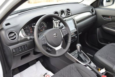 Suzuki Vitara 1.4h Starview 4wd allgrip 110cv at (12)