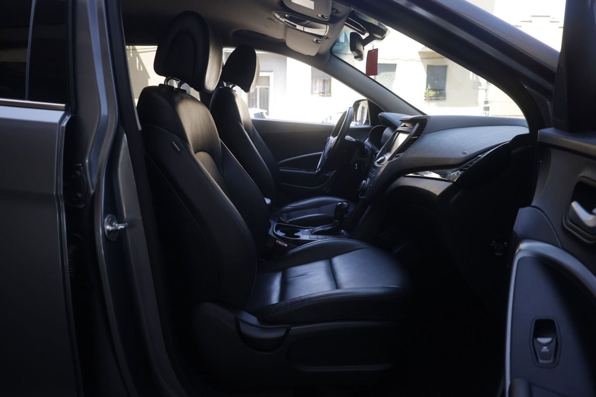 Hyundai Santa Fe 2.2 CRDi 4WD Comfort (13)