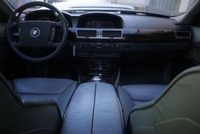 BMW Serie 7 745i cat (2)