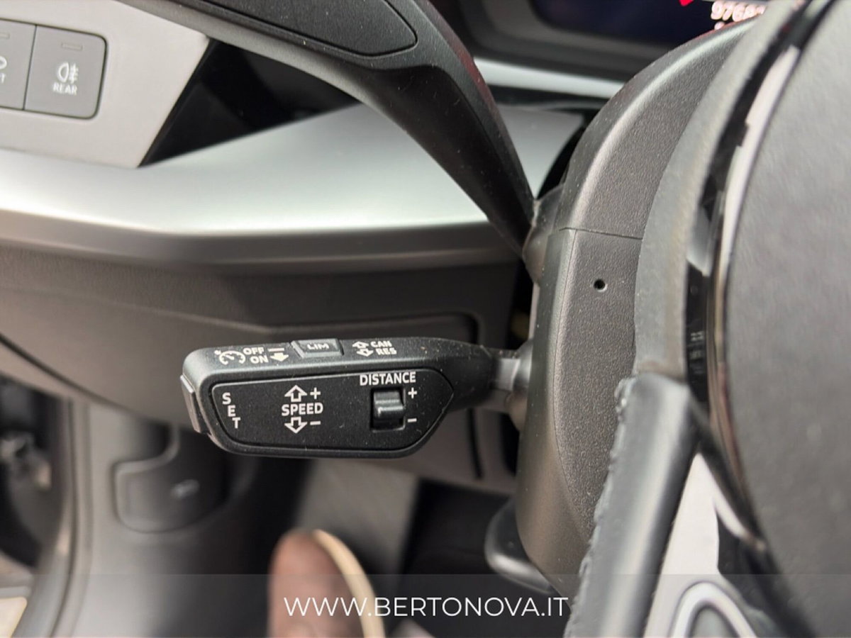Audi A3 Sportback 30 TDI S tronic S line edition (14)