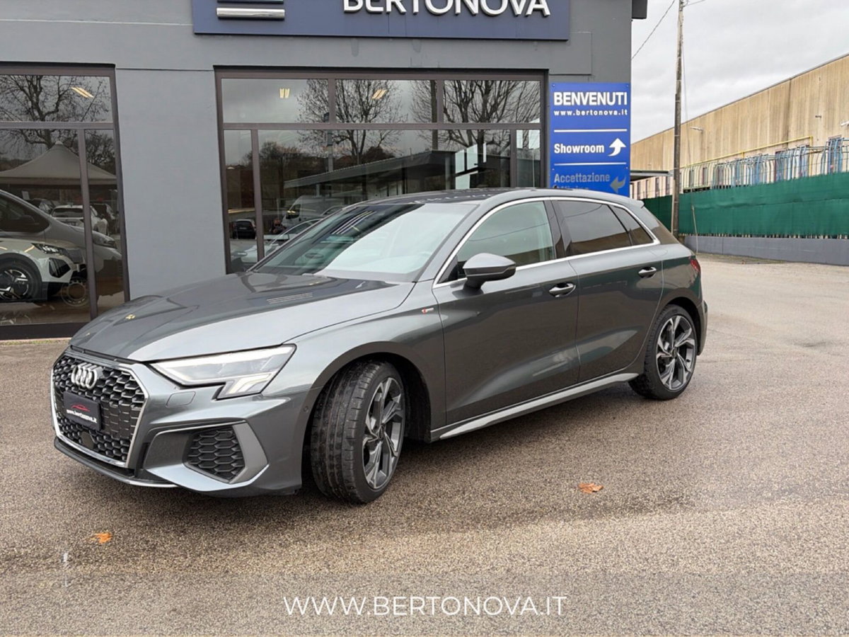 Audi A3 Sportback 30 TDI S tronic S line edition (3)
