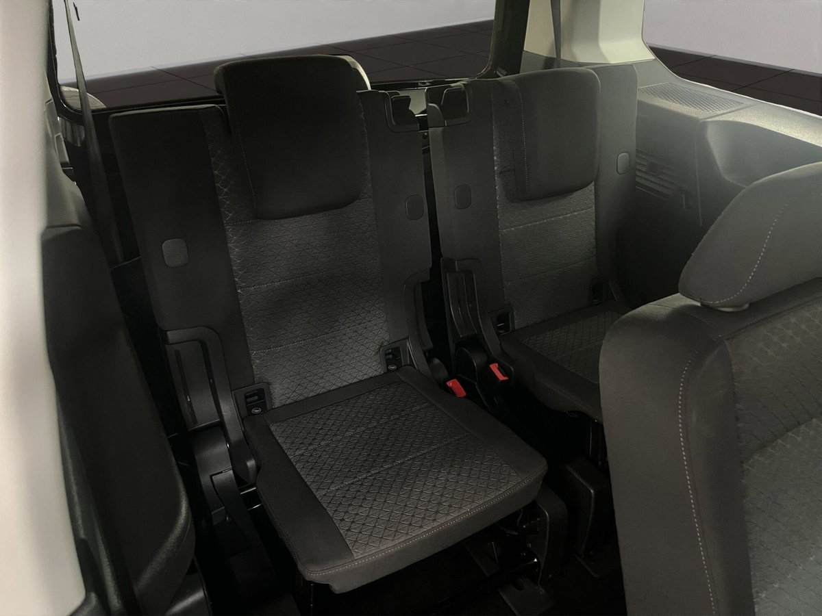 Ford Tourneo Connect 2.0 ecoblue 122cv Titanium auto (13)