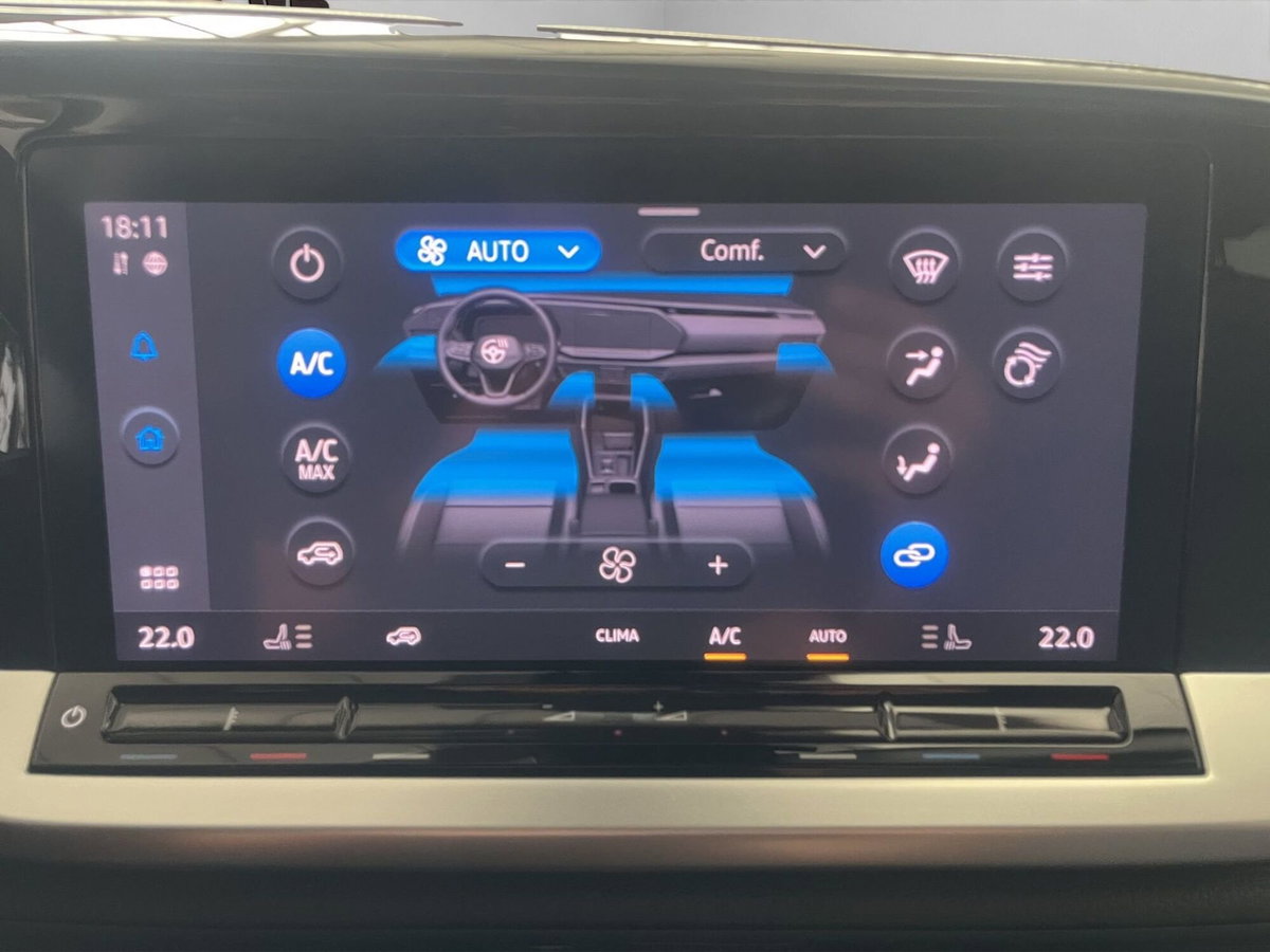 Ford Tourneo Connect 2.0 ecoblue 122cv Titanium auto (19)