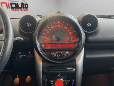 MINI Mini Countryman 1.6 Cooper D Countryman (16)